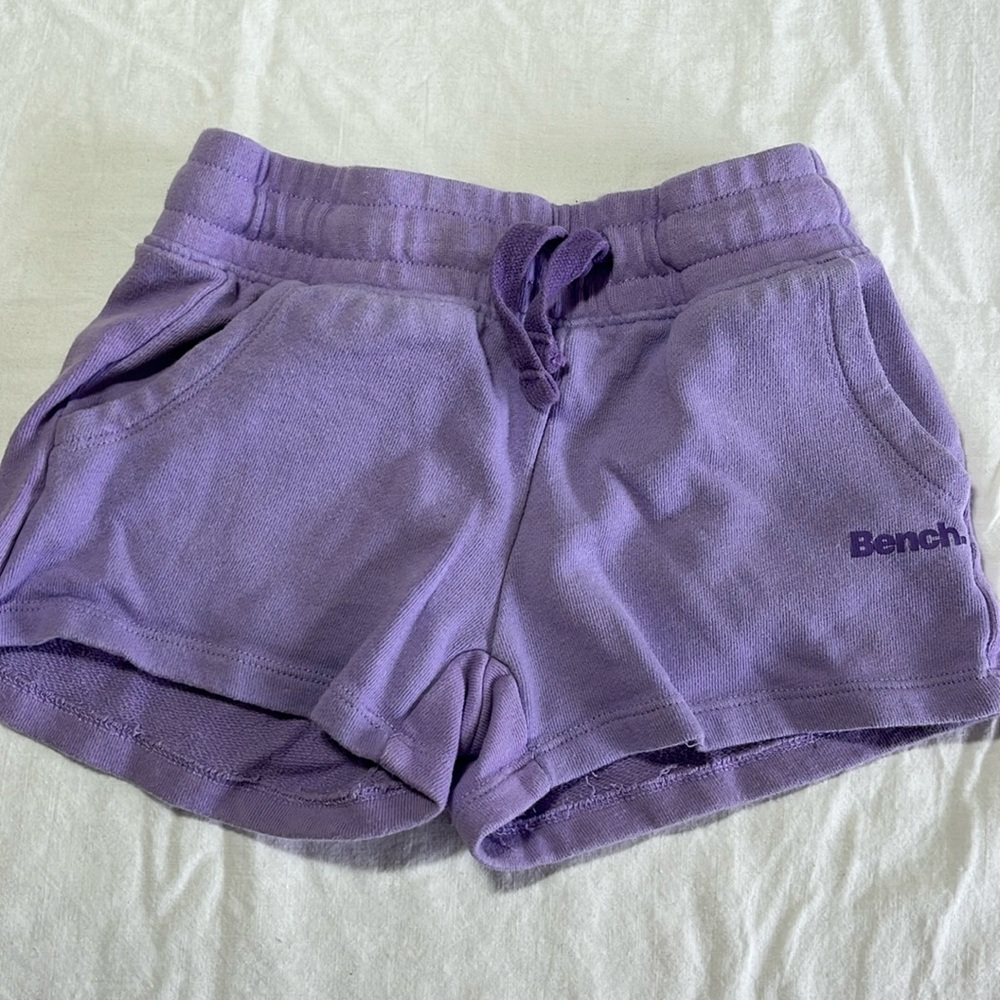 Size 6 bench shorts